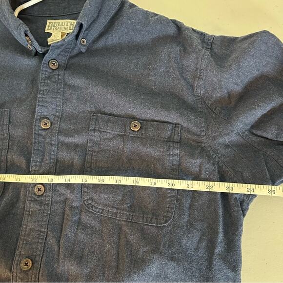 Duluth Trading Co Long Sleeve Blue Button Down Shirt Large - Picture 4 of 7
